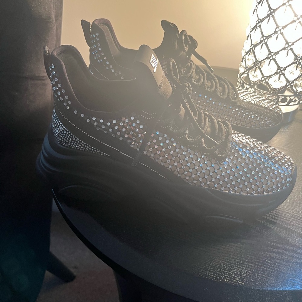 Steve Madden Phantom Rhinestone Wedge Platform Retro Sneakers